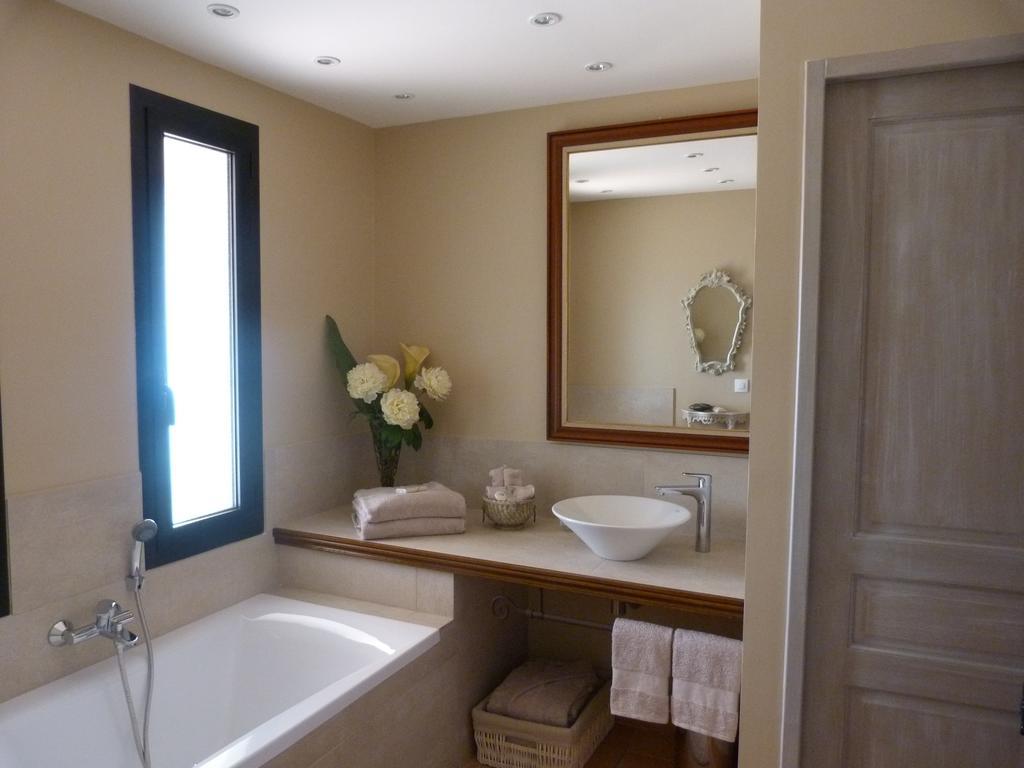La Bastide Des Senteurs Hotel Peymeinade Стая снимка
